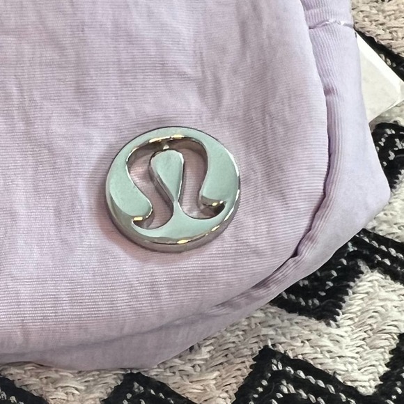 NWT RARE Lavender Fog Everywhere Belt Bag Lululemon - Picture 5 of 12